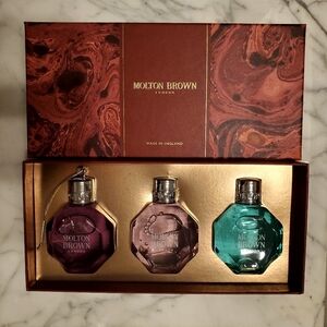 Molton Brown London Floral & Spicy Shower Bath Wash Gel Trio